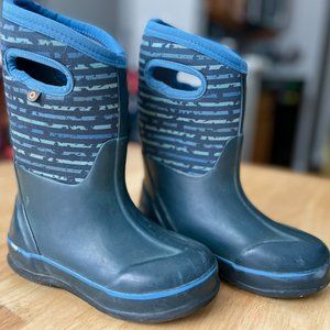 BOGS CLASSIC waterproof! snow boots -30F Easy on! Toddler 12 Used